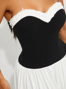 SHEIN SXY White Party/Valentine's Day Dress With Ruffle Collar, Tube, Contrast Color, Slit, Sexy Sleeveless Dress For Women