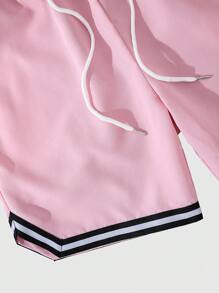 ROMWE MEN Prep 男士简约时尚休闲撞色条纹短裤，适合日常穿着 - 粉色 - 查看 3