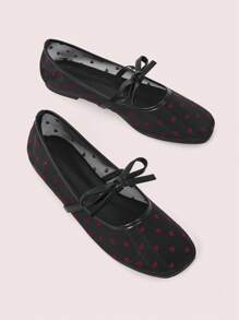 CUCCOO DOLLMOD 黑色心形网眼女士可爱时尚平底一脚蹬鞋情人节款 - 黑色 - 查看 9