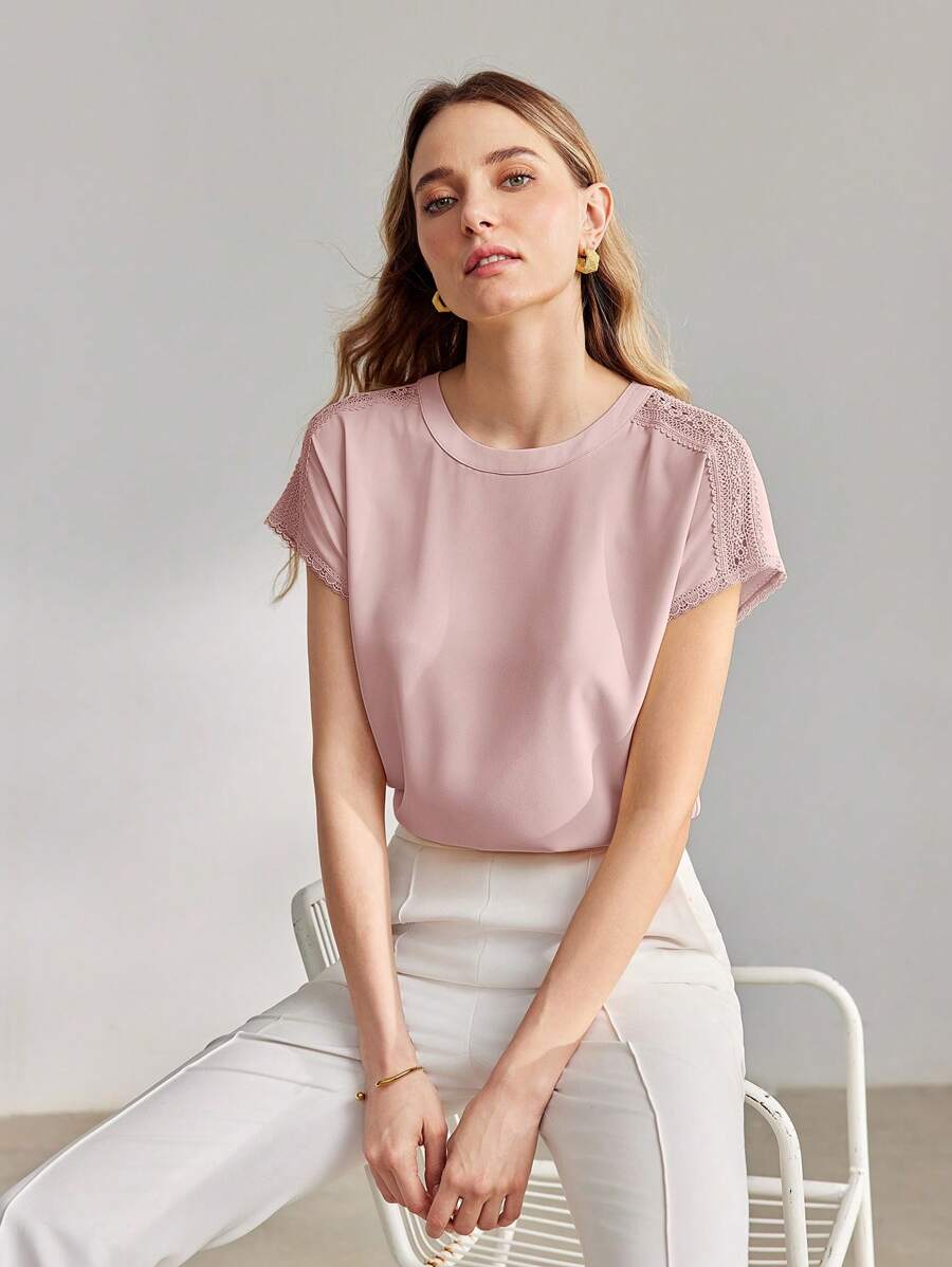 MOTF PREMIUM CONTRAST GUIPURE KANT BLOUSE MET VLEERMOUWEN