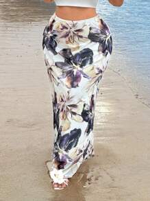 SHEIN SXY 大码女式早春花卉印花紧身裙，适合日常穿着、度假、海边、海滩派对、约会之夜、生日、单身派对、舞会、情侣约会、优雅、休闲、购物、街头穿着、户外、性感、易于搭配且显瘦