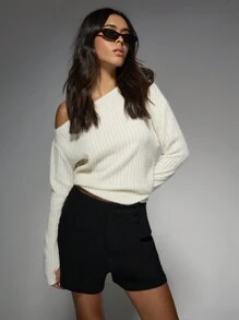 MISSGUIDED 量身定制的高腰亚麻短裤，带侧袋，宽松百慕大长度，正式办公室装，夏季商务休闲装 - 黑色 - 查看 1
