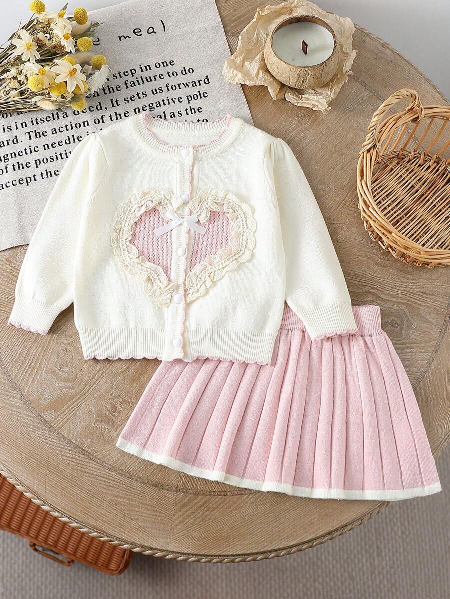 SHEIN Baby Girl 2Pcs Winter Set, Cute Heart Pattern Sweater And Elastic Waist Pleated Skirt
