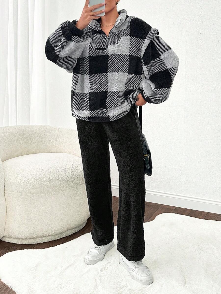 SHEIN Cottnline 2pcs Black & White Plaid Pattern Soft Teddy Fleece Fabric Set - Black - View 1