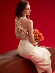 MOTF PREMIUM 花卉贴花十字交叉后背鸡尾酒会礼服，情人节装扮 - 香檳色 - 查看 2