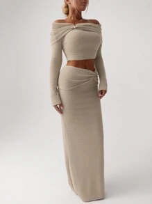 Aloruh Elegant Solid Off Shoulder Top And Fishtail Skirt 2 Pieces Set, Modern Outfit With Metal Decor For Party