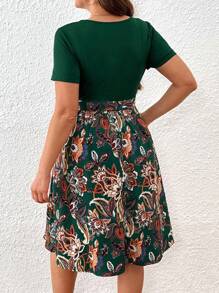 Vestido corto casual de talla grande para mujer, con estampado de parches, paisley y flores en verde, con cintura anudada, entallado y de línea A, para primavera/verano, uso diario, oficina y vacaciones - Multicolor - Ver 2