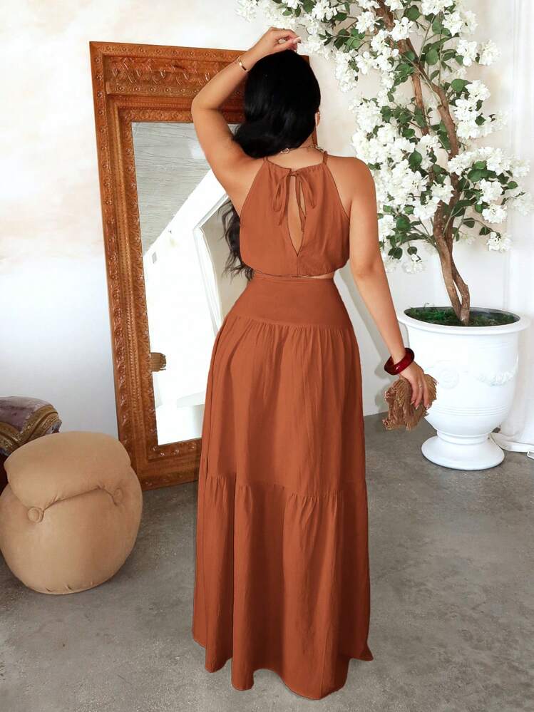 SHEIN SXY طقم قطعتين من ملابس علوية بياقة عالية والتنورة المتوسطة المزينة بالكشكشة - بني مصدي - مشاهدة 2