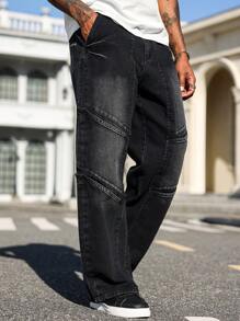 Manfinity Homme Celana Jeans Pria Kasual Model Lurus dengan Detail Sobek - Hitam - View 4