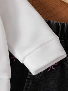 SHEIN Newborn Baby Girls' White Round Neck Sweatshirt, Pink Bow Print Denim Pants, Pink Bow Embroidery Cute Sweet Suit, Autumn/Winter