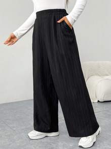 SHEIN Essnce Plus Size Women's Spring Summer Cruise Outfits Women Old Money Style Women Business Casual Woman Vacation New Style Fashion Casual Commuting Elegant Woman Black Textured Fabric Loose Wide-Leg Pants, Pocket Wide-Leg Pants, Formal Pants, Workplace Pants Baggy Pants - Black - View 3