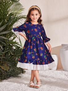 SHEIN 年轻女孩编织花卉圆领撞色网眼拼接紧身连衣裙 - 藍色 - 查看 5