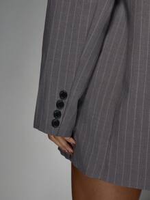 MISSGUIDED Pinstripe Oversized Professional Office Business Work Blazer Long Sleeve Suit Jacket Winter Fashion Statement Piece Sophisticated Tailored Outerwear