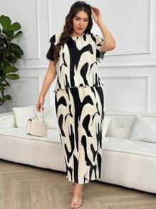 SHEIN Frenchy Plus Size Elegant Geometric Print Pleated Fabric Round Neck Top And Form-Fitting Slit Skirt Set, For Summer - Black and White - View 5