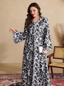 Al Najma Ditsy Floral Loose Long Sleeve Breathable Slim Dress, Spring 2025 New Arrival - Black and White - View 1