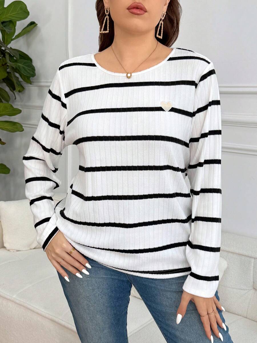 SHEIN Frenchy Plus Size Women Casual Minimalist Black & White Striped Heart Embroidered T-Shirt, Ins Style Relaxed Women T-Shirt