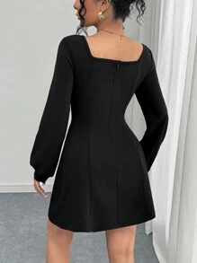 SHEIN Unity 女士 3D 花卉装饰长袖休闲短裙 - 黑色 - 查看 2