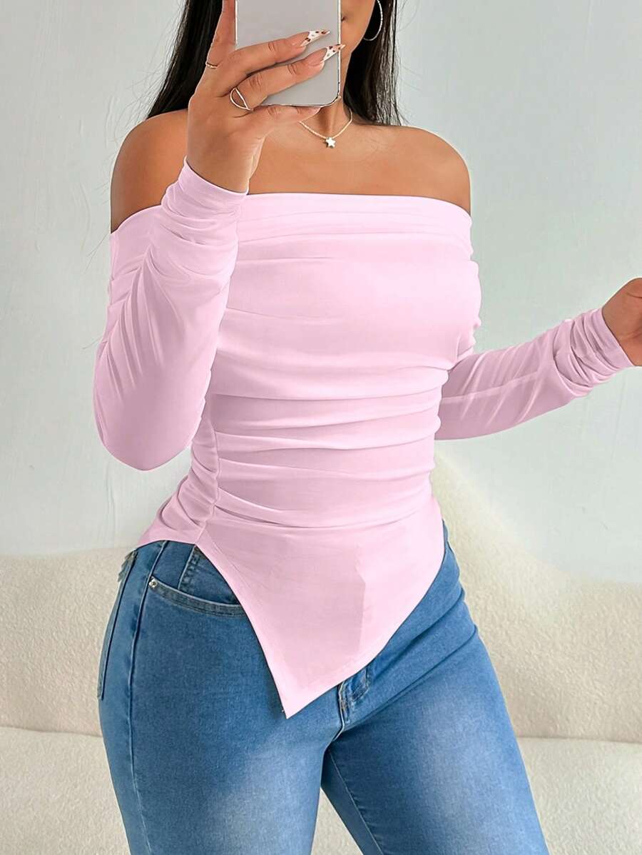 SHEIN Foxxy Camiseta de hombros descubiertos con hombreras recogidas y dobladillo asimétrico - Rosa - Ver 1