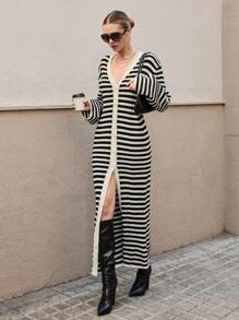 RueChic Urban Style Striped Button Closure Flare Sleeve Women's Long Cardigan - Black and White - View 1