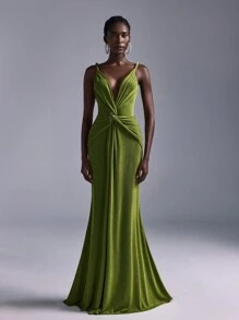 SHEIN Belle Elegant, Romantic, Sexy, Green, Metal Buckle Decoration, Deep V-Neck, Sleeveless, Backless, Fishtail Style, Birthday Party, Wedding Event, Bridesmaid Dress