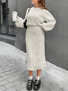 SHEIN Ensemble élégant et vintage minimaliste de pull col montant et jupe tricotée. Style décontracté et de luxe pour l'automne