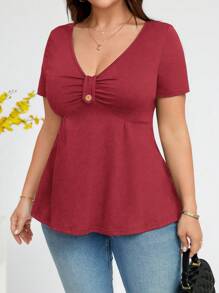 SHEIN Clasi Plus Size Women V-Neck Short Sleeve Pleated Casual T-Shirt, Solid Color - Red - View 4