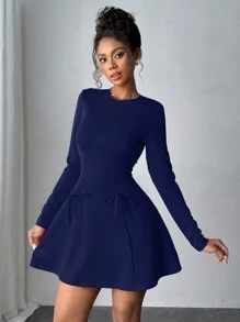 Chiquease 2024 Hàng mới về Đầm mini chữ A cổ tròn màu đỏ có cấu trúc, xòe eo, có nơ trang trí, khóa kéo ẩn phía sau - Màu xanh hải quân - Xem 6