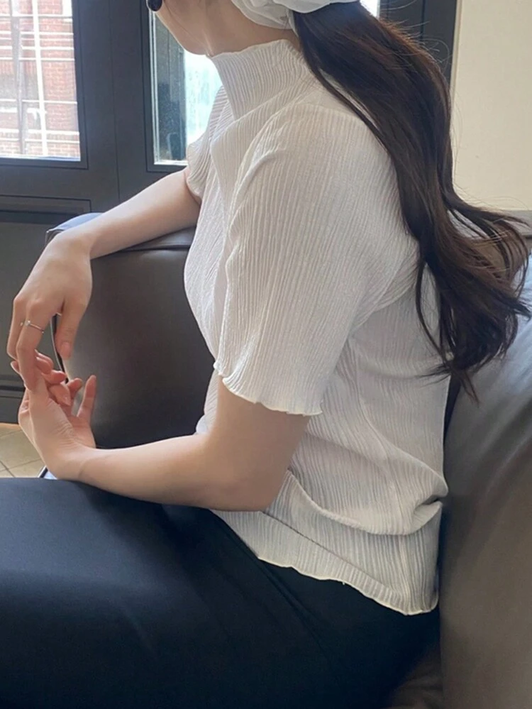 Women's Plain Textured Fabric Turtleneck Short Sleeve Fitted White Blouse, Spring/Summer