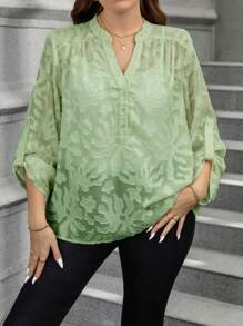 SHEIN Clasi بلوزة أنيقة ذات أكمام مفرغة باللون الأزرق الغامق، مناسبة للمرأة ذات البدانة الزائدة للعمل والارتداء اليومي