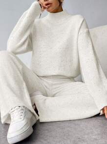SHEIN Privé Conjunto de dos piezas de suéter holgado de punto y pantalones de cintura elástica para mujer, cómodo y de moda para personas mayores, para otoño/invierno - Blanco - Ver 1
