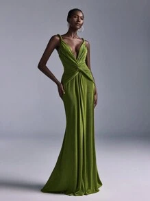 SHEIN Belle Elegant, Romantic, Sexy, Green, Metal Buckle Decoration, Deep V-Neck, Sleeveless, Backless, Fishtail Style, Birthday Party, Wedding Event, Bridesmaid Dress