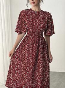 Calvaya Vestido casual de longitud media de manga corta con volantes, cuello redondo, cintura acampanada y estampado floral diminuto, para vacaciones románticas en color azul