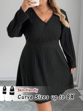 SHEIN CURVE+ 女士加大码黑色 V 领罗纹针织连衣裙