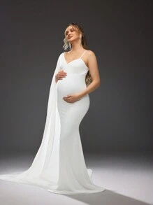 SHEIN Solid Color Slim Fit Long Maternity Spaghetti Strap Dress, Photo Shoot Outfit - White - View 5