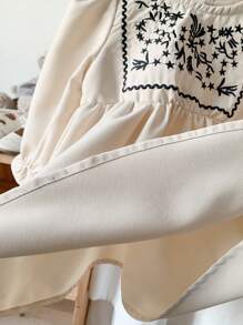 SHEIN 女婴米色休闲公主风格连衣裙，适合活动、春秋季节 - 米色 - 查看 3