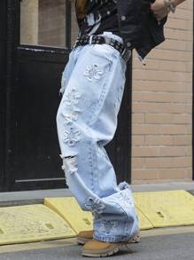 Manfinity EMRG Men's Grunge Ripped Pocket Simple Casual Jeans - Light Wash - View 3