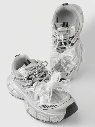 Kawaii 4pcs Set Minimalist Elegant High Quality Handmade Silver-Tone CCB, White Faux Pearl, Faux Crystal, Lace, Embroidery Bowknot DIY Shoe/Boot Decorations, Suitable For Women Girls Daily Wear, Holiday Gift