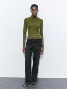 Maija Women's Olive Green Solid Color Modern Urban Design Puckered Decor Slim Fit Crew Neck Long Sleeve Casual Everyday T-Shirt Business Casual Women's Wear, Office Wear, Low-Key Old Money Style, Effortless Temperament, High-End Urban Commuting, The Same Style As The Editor-In-Chief Of The Magazine, Urban Social Vacation Party Wear, Charming, Low-Key And Durable Basic Style, Versatile And Not Picky Clothing, Street Fashion Wear, Clothing, Coffee Shop, Relaxed Wear
