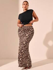 SHEIN BAE Blusa ajustada con cuello asimétrico y drapeado en negro sólido para talla grande, falda larga de línea A con acabado satinado en estampado de leopardo, sexy y elegante para una cita, té de la tarde, actividades al aire libre, adecuado para el verano y el Día de San Valentín