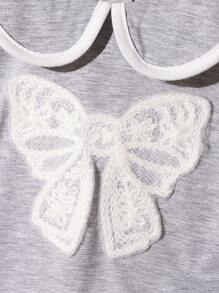 SHEIN 2pcs/Set Baby Girl Spring&Summer Casual Style, Butterfly Pattern Embroidery Top &Pleated Skirt