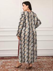 Al Najma Plus Size Women Geometric Print V-Neck Long Sleeve Arabic Style Dress