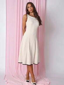 COSMINA Women's Color Block Trim Round Neck Sleeveless Simple Casual Dress