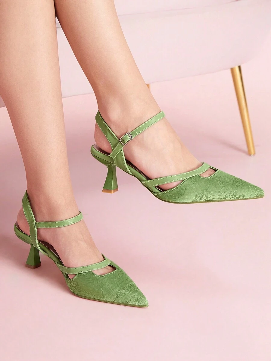 CUCCOO DOLLMOD Oriental Style Retro Floral Graphic Hollow Design Women's Pointed Toe Stiletto Heel Mid-Heel Pumps, Elegant Commuter Classic Vintage Personalized Green Satin Faux Leather, Suitable For Office, Dating, Formal Occasions, Banquet For Christmas And New Year Holiday Vibe Fall And Winter - Green - View 1