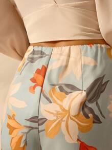 CAJUNI 女式波西米亚风热带花卉印花休闲短裤，适合夏季穿着