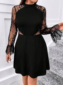 SHEIN Clasi Vestido negro elegante con aplicaciones de encaje para el Día de San Valentín en tallas grandes, mini vestido negro para primavera - Negro - Ver 3