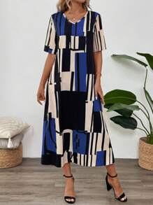 SHEIN LUNE Women's Geometric Print V-Neck Short Sleeve Maxi Casual Dress