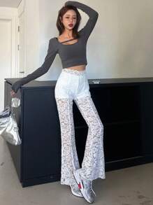 DAZY Pantalones con diseño sexy, de encaje ajustado con pierna acampanada para mujer, color blanco, para todas las estaciones