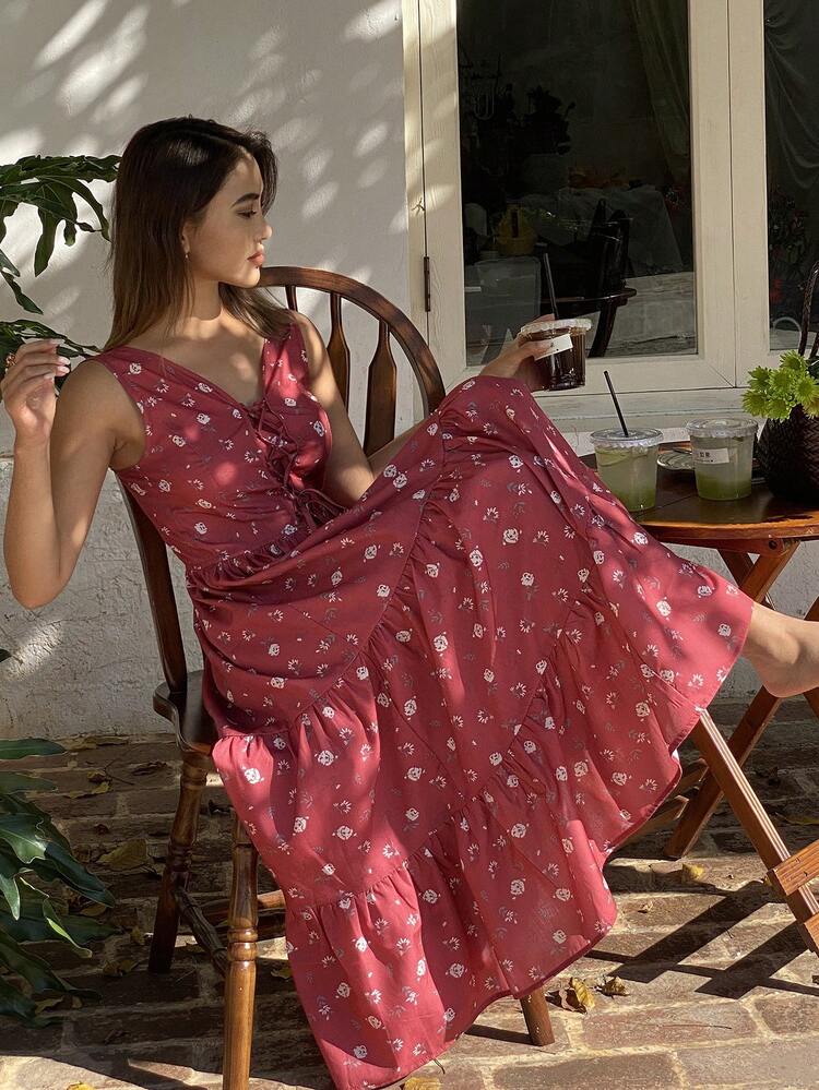 Women's Mid-Length Holiday Beach Dress With Floral & Botanical Print, Adjustable Front Strap & Cinched Waist Vacation Outfits Women Cruise Outfit For Women Easter Dress Boho