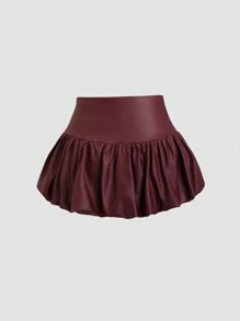 Sweetra Jupe mini évasée en tissu enduit brillant rouge à taille basse de type streetwear, de couleur bordeaux