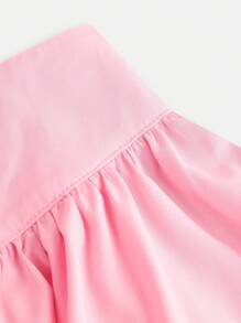 SHEIN Explorewe 2 件套 Tween 女童蝴蝶结字母印花 V 领黑色 T 恤和粉色裙子